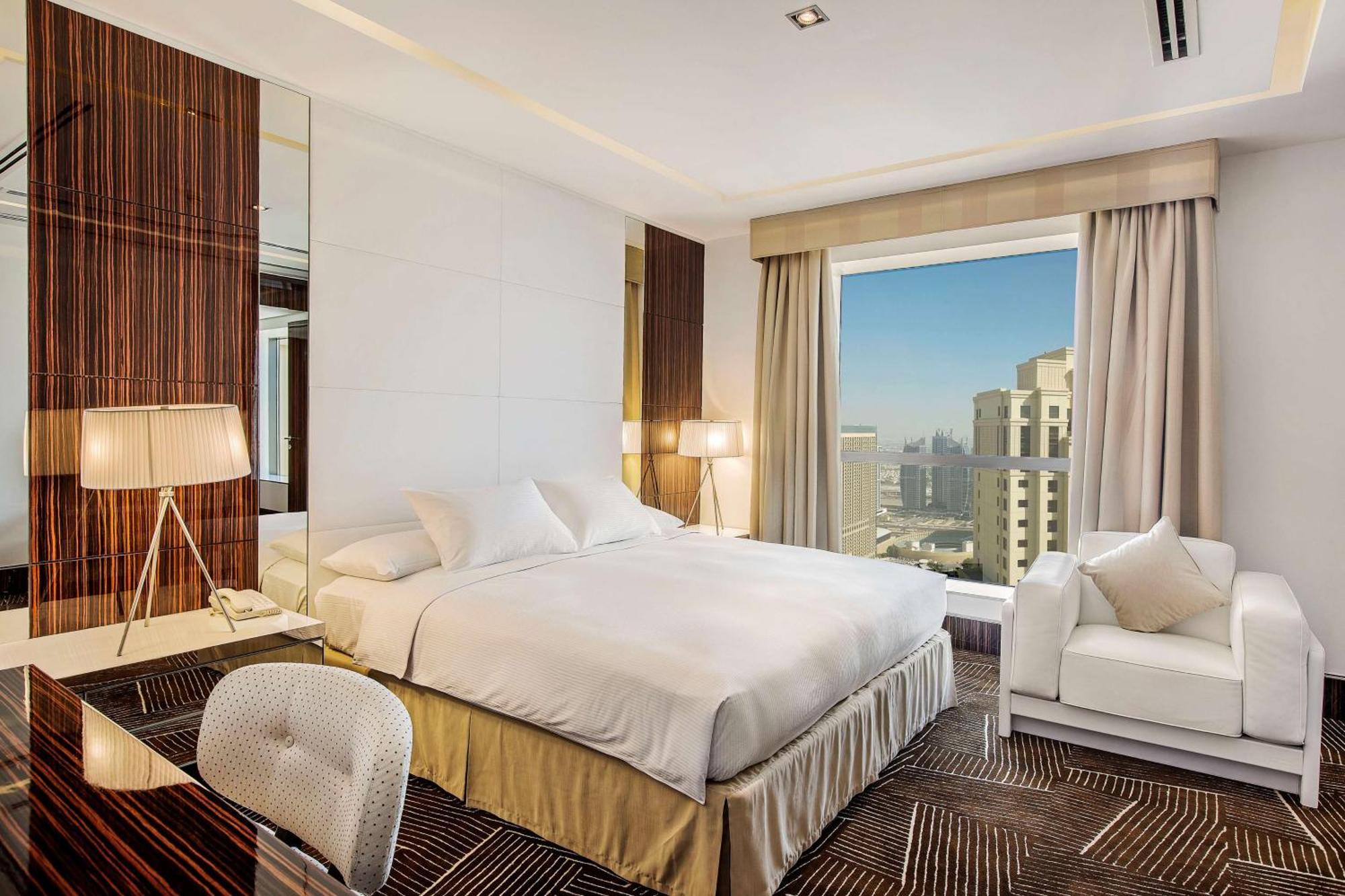 Hilton Dubai The Walk Hotel Bagian luar foto