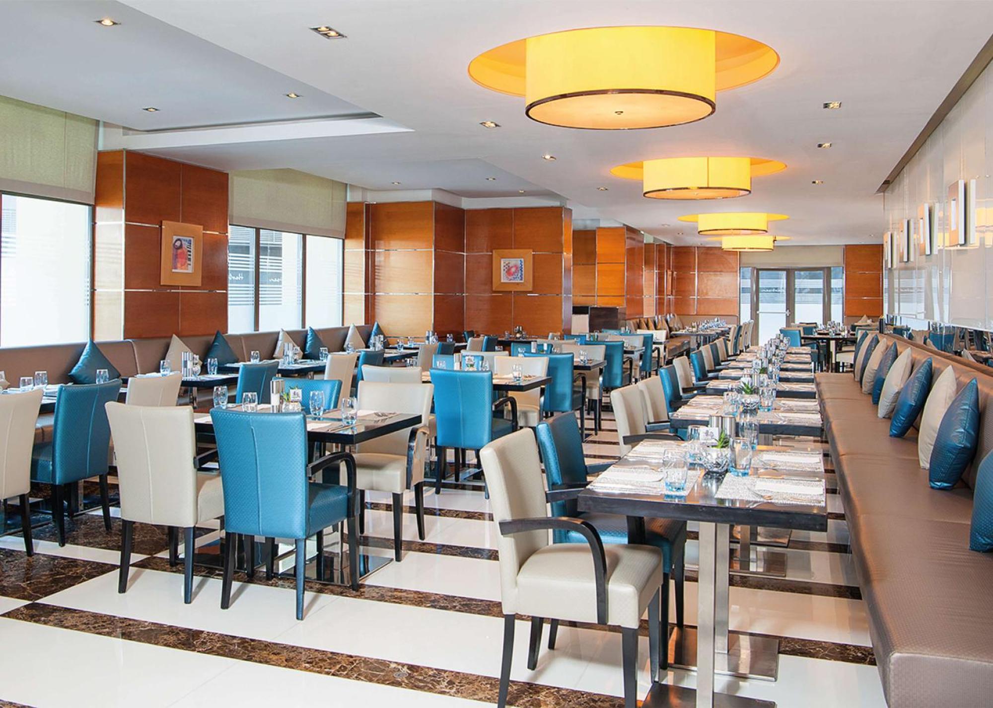 Hilton Dubai The Walk Hotel Bagian luar foto